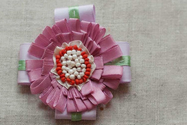 Brooches - flowers